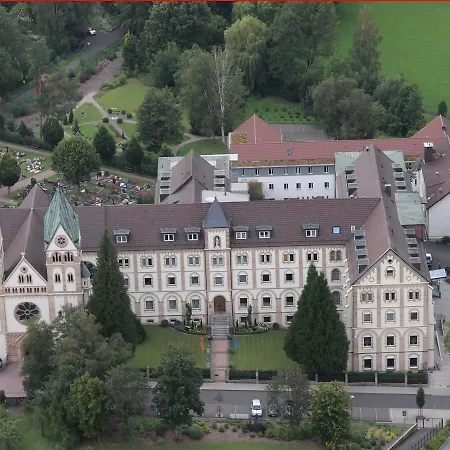 St. Bonifatiuskloster - Geistliches Zentrum Hünfeld